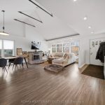 2-bedroom detached home for sale in Oakville — 276 Lakeshore Road W (Photo 3)