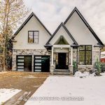4-bedroom detached home for sale in Mississauga — 278 Mineola Road E (Photo 2)