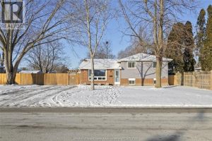 3-bedroom home for sale in Amherstburg — 279 Pacific Avenue