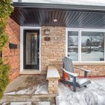 3-bedroom detached home for sale in Barrie — 28 Springhome Road (Photo 4)