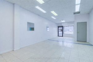 Studio commercial retail home for rent in Toronto — 2877 St Clair Avenue E
