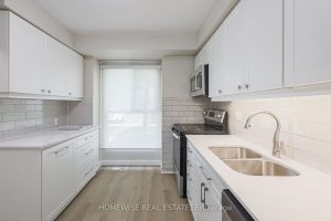 3-bedroom condo townhouse for rent in Oshawa — 29 - 560 Waverly Street N