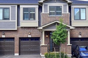 3-bedroom att/row/townhouse for sale in Hamilton — 29 Hibiscus Lane
