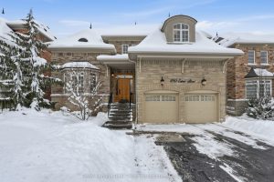 4-bedroom detached home for sale in Halton Hills — 290 Eaton Street