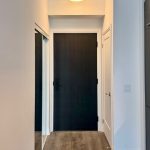 1-bedroom condo apartment for rent in Toronto — 2910 - 20 Soudan Avenue (Photo 2)