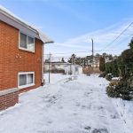 3-bedroom home for sale in Windsor — 2920 Lloyd George Boulevard (Photo 4)