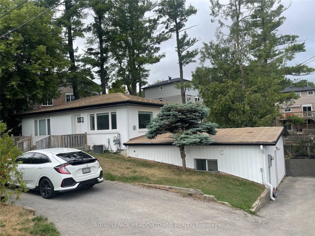 1-bedroom detached home for rent in Halton Hills — 2B - 174 Mountainview Road N (Photo 1)
