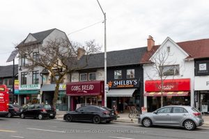 3-bedroom store w apt/office home for rent in Toronto — 2nd Floor - 2204 Bloor Street W