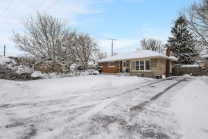 3-bedroom detached home for sale in St. Catharines — 3 Cayuga Avenue