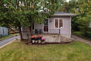 3-bedroom detached home for sale in Huntsville — 3 Cora Street E