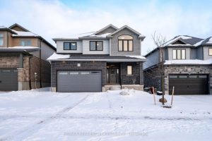 4-bedroom detached home for sale in East Luther Grand Valley — 3 Grundy Crescent