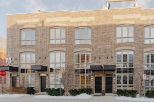 2-bedroom att/row/townhouse for sale in Toronto — 30 - 3 Elsie Lane