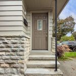 2-bedroom detached home for sale in Toronto — 30 Thirtieth Street (Photo 3)