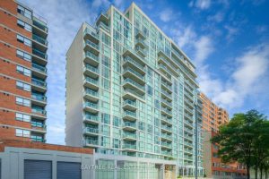 1-bedroom condo apartment for rent in Toronto — 302 - 96 Saint Patrick Street