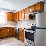 1-bedroom detached home for sale in Georgina — 306 Kenwood Avenue (Photo 2)