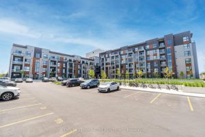 1-bedroom condo apartment for rent in Oakville — 308 - 95 Dundas Street W