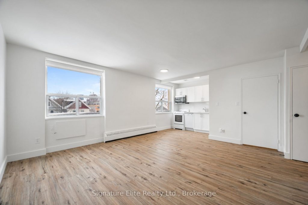 Studio other home for rent in Toronto — 309 - 1017 Woodbine Avenue (Photo 1)