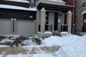 4-bedroom semi-detached home for sale in Oakville — 3193 Crystal Drive