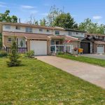 3-bedroom att/row/townhouse for sale in Barrie — 32 Chaucer Crescent (Photo 1)