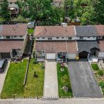 3-bedroom att/row/townhouse for sale in Barrie — 32 Chaucer Crescent (Photo 3)
