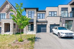 3-bedroom att/row/townhouse for sale in Markham — 32 Jessica Antonella Street