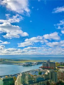 1-bedroom condo apartment for sale in Toronto — 3202 - 35 Mariner Terrace