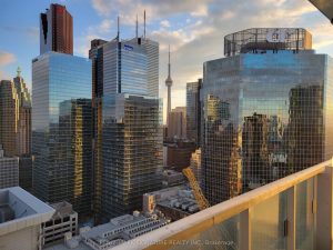 Studio condo apartment for rent in Toronto — 3208 - 197 Yonge Street