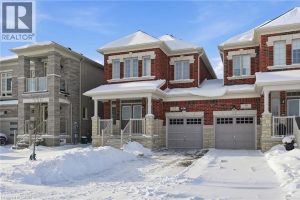 3-bedroom home for sale in Waterdown — 33 Mountain Heights Place
