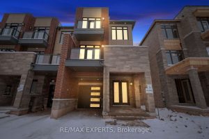 3-bedroom att/row/townhouse for sale in Oakville — 3304 Azam Way