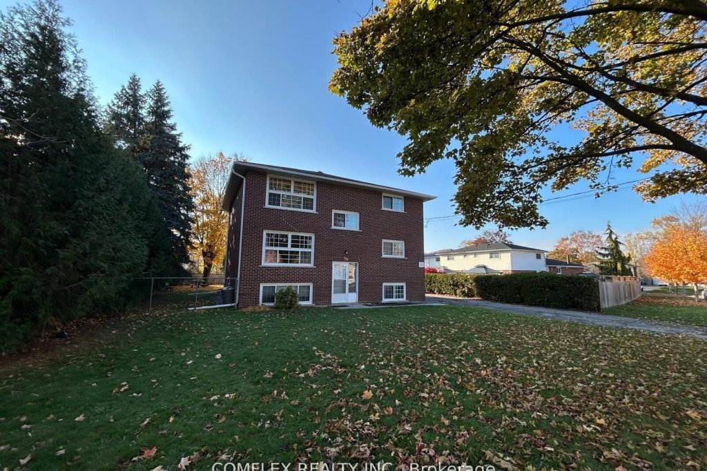2-bedroom triplex home for rent in Oshawa — 334 Surrey Drive (Photo 1)