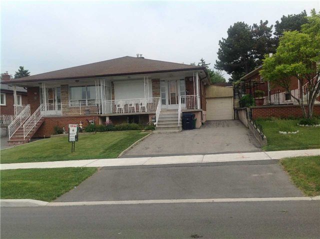 3-bedroom semi-detached home for sale in Toronto — 34 Ikley Road (Photo 1)