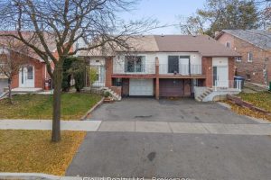 3-bedroom store w apt/office home for sale in Brampton — 35 Carter Drive