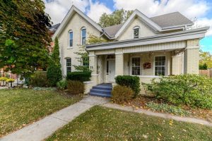 4-bedroom detached home for sale in Brantford — 35 Egerton Street