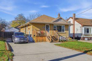 2-bedroom detached home for sale in Hamilton — 352 East 28th Street