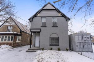 2-bedroom detached home for sale in London East — 355 Hamilton Road