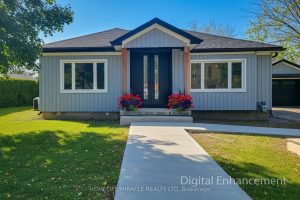 3-bedroom detached home for sale in Grimsby — 355 Ridge Road W