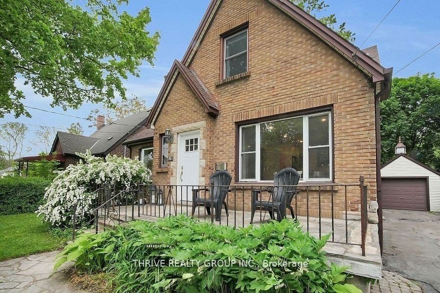 2-bedroom detached home for rent in London South — 36 Bond Street (Photo 1)