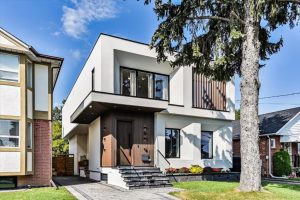 4-bedroom detached home for sale in Toronto — 36 Glenshaw Crescent