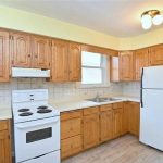 7-bedroom home for sale in Hamilton — 36 Kipling Road (Photo 5)