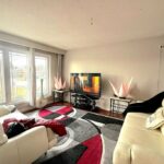 3-bedroom detached home for sale in Mississauga — 3720 Brandon Gate Drive (Photo 2)