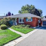 4-bedroom home for sale in Guelph — 378 Stevenson Street North (Photo 2)