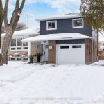 3-bedroom detached home for sale in Oshawa — 382 Nipigon Street N (Photo 2)