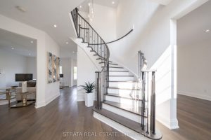 4-bedroom detached home for sale in Vaughan — 39 Dunblane Avenue
