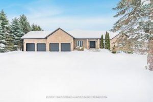 4-bedroom detached home for sale in Essa — 39 Vanderpost Crescent