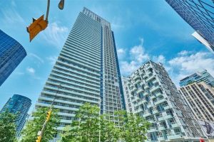 2-bedroom condo apartment for rent in Toronto — 3901 - 300 Front Street W