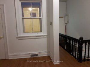 Studio upper level home for rent in Toronto — 3rd Floor - 384 Spadina Avenue