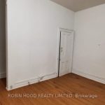 Studio upper level home for rent in Toronto — 3rd Floor - 384 Spadina Avenue (Photo 5)
