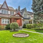 1-bedroom detached home for rent in Toronto — 3rd Flr - 3 Glencairn Avenue (Photo 1)