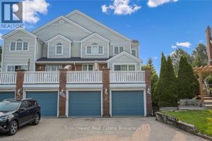 3-bedroom condo townhouse for sale in Waterloo — 4 - 488 Beechwood Drive