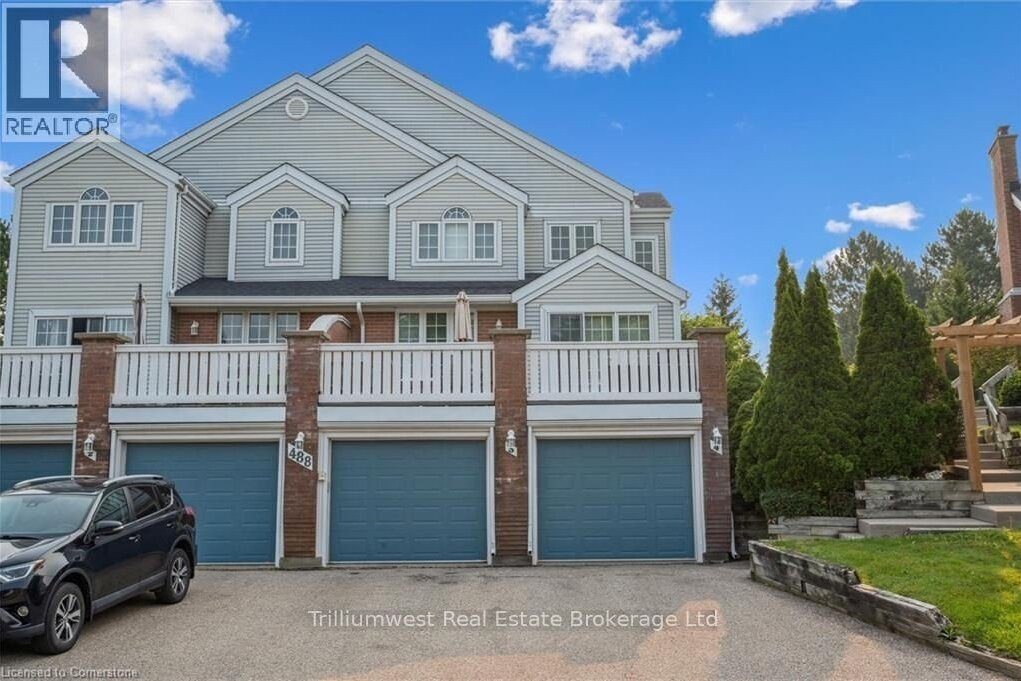3-bedroom condo townhouse for sale in Waterloo — 4 - 488 Beechwood Drive (Photo 1)